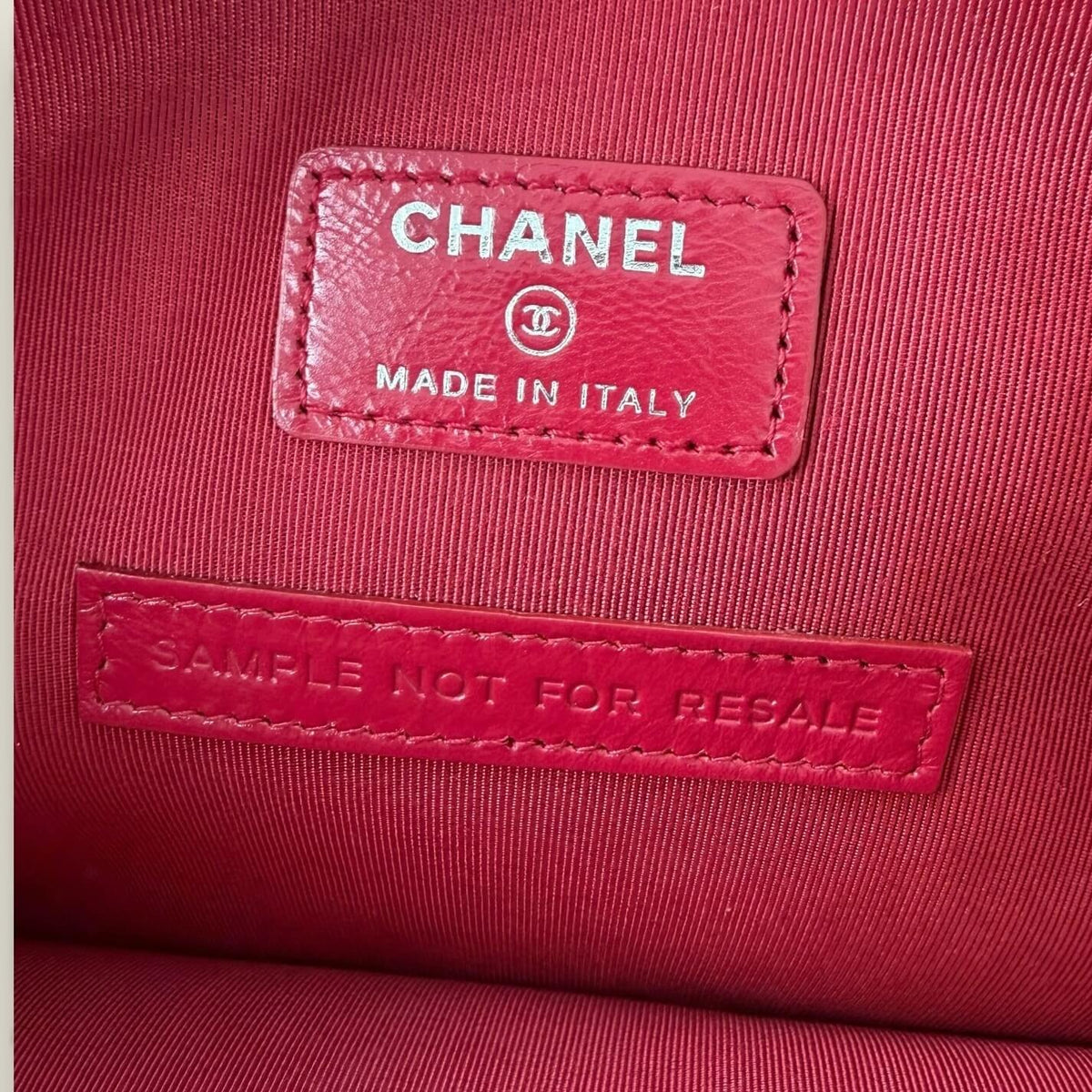 Binnenkant originele Chanel clutch tweed