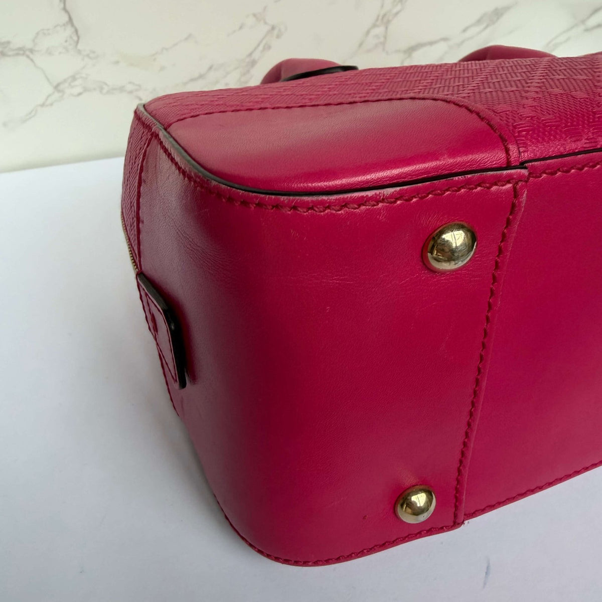 Gucci Diamanté Bright Leather Satchel roze hardware detail