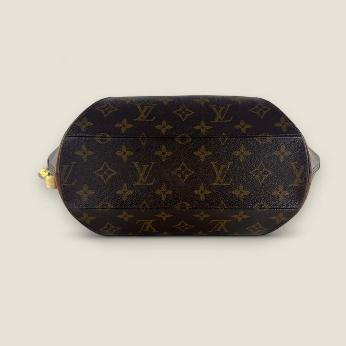 Onderkant Louis Vuitton Ellipse MM authentiek