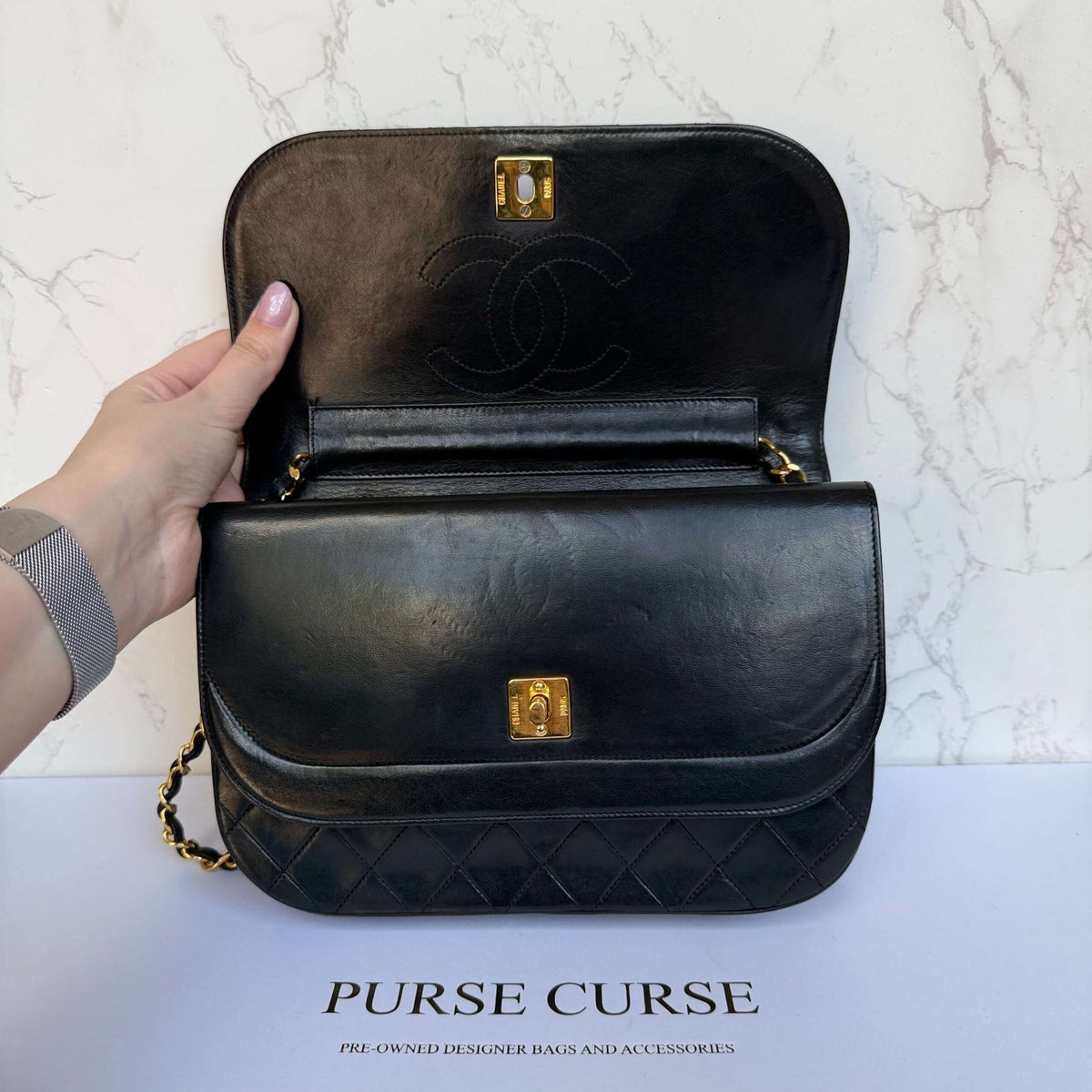 Buy second-hand Chanel bag in Limburg