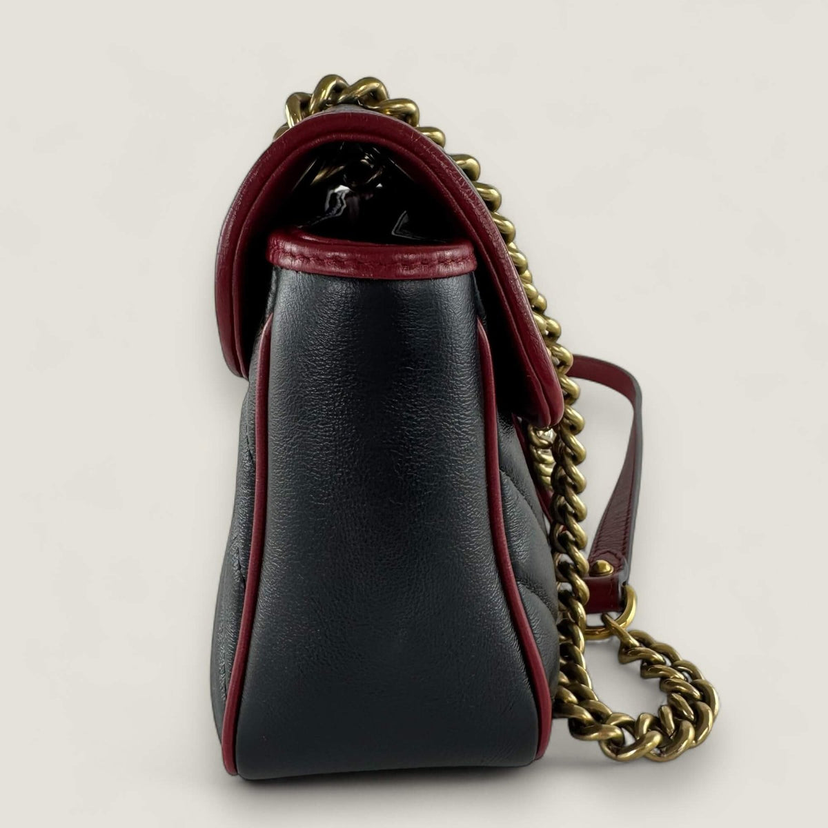 Side authentic Gucci Marmont bag