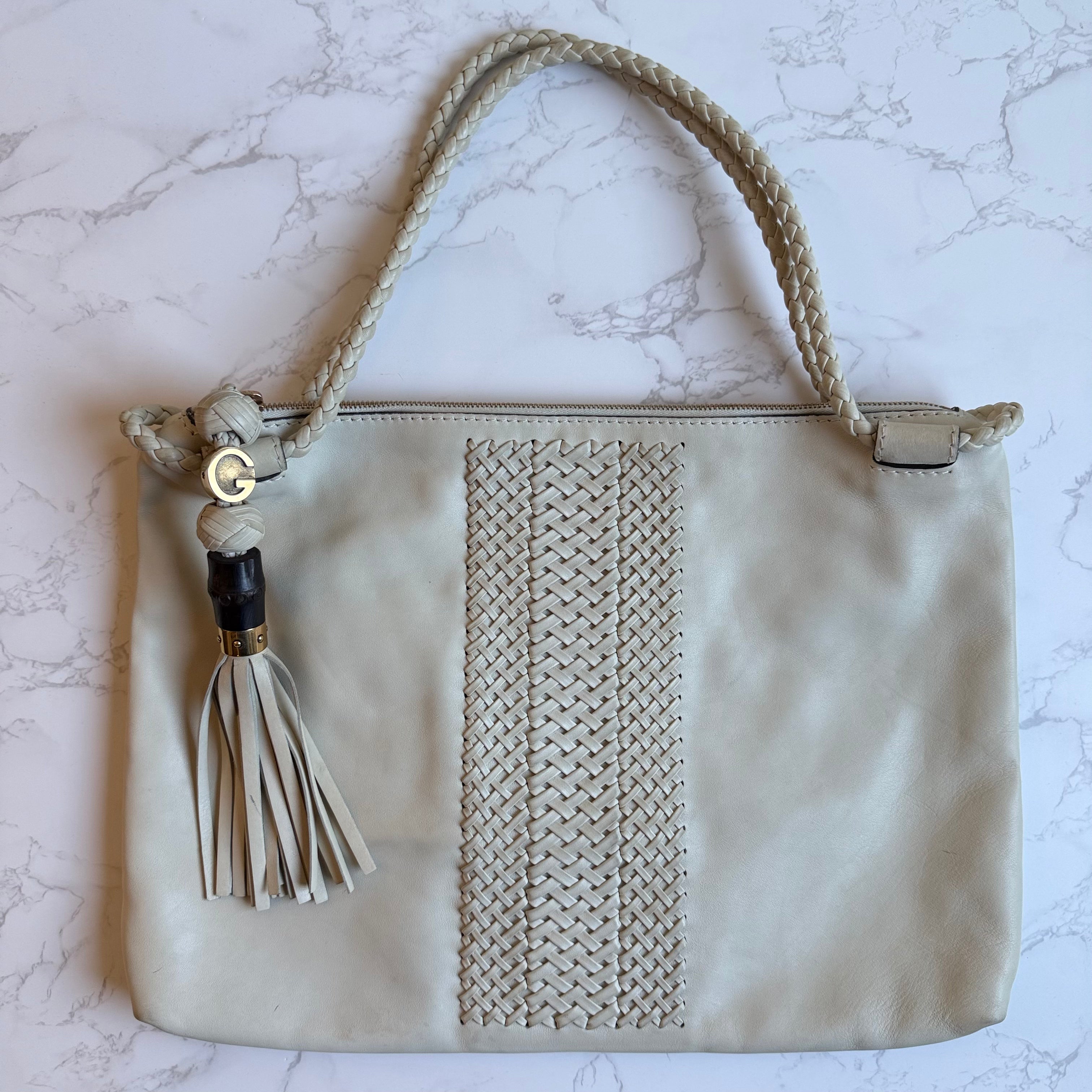 Authentieke Gucci beige leren tas detail