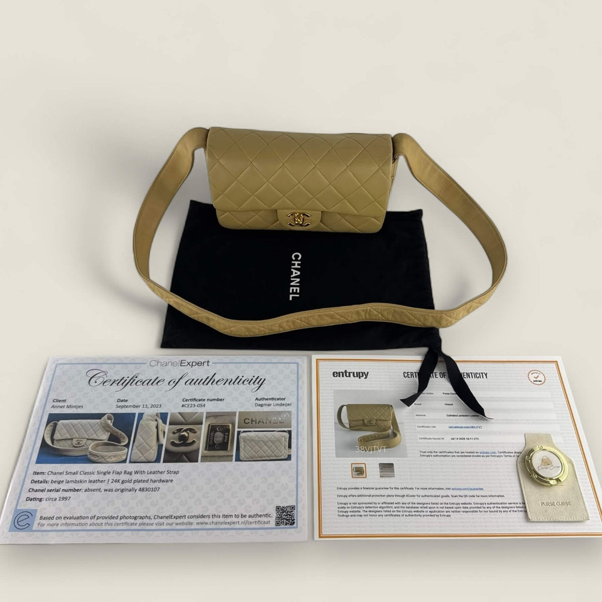 Chanel classic flap met schouderriem - pre-owned