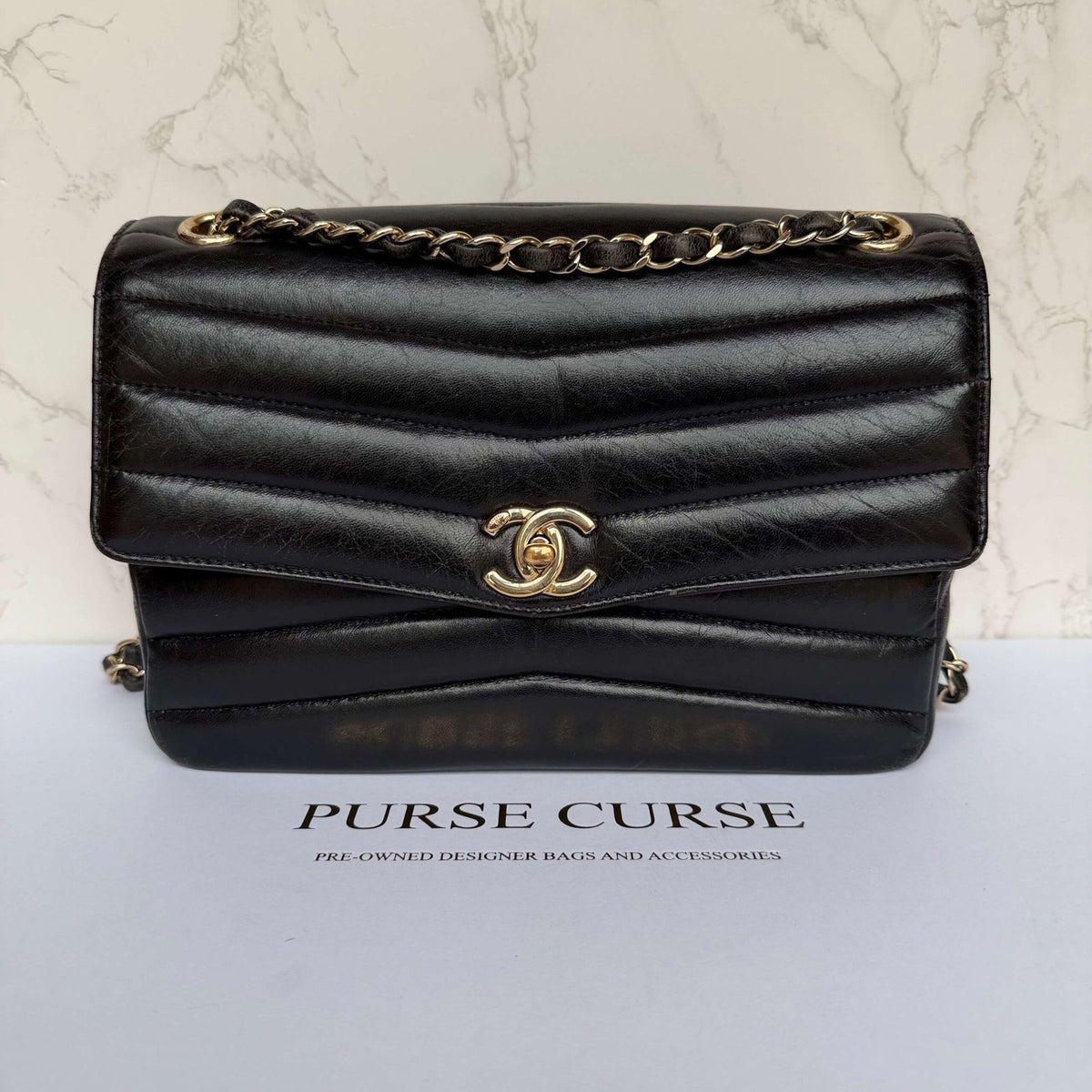 Chanel reversed chevron flap bag - pre-owned
