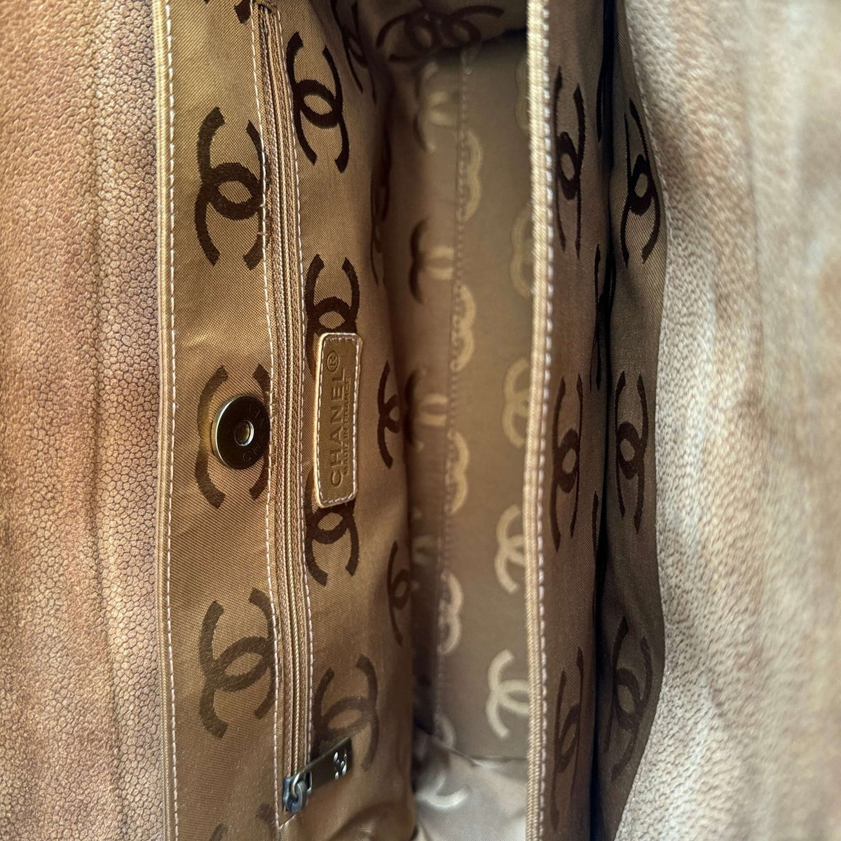 Chanel shoulder bag suede brown quilted used authentic inside