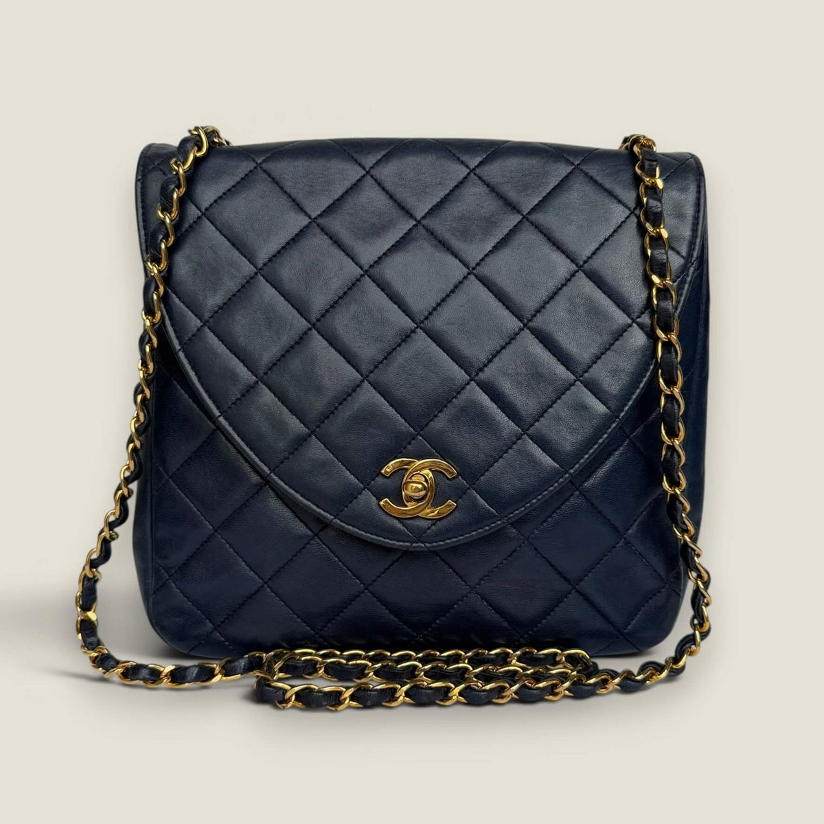 Chanel vintage crossbody flap bag in navy lambskin