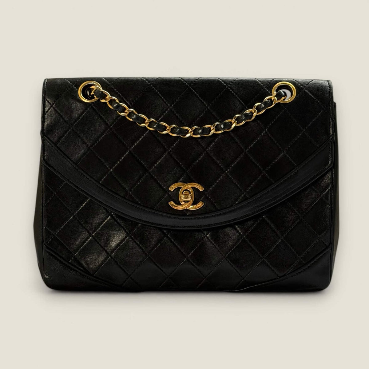 Chanel vintage double chain flap bag black lambskin<br>