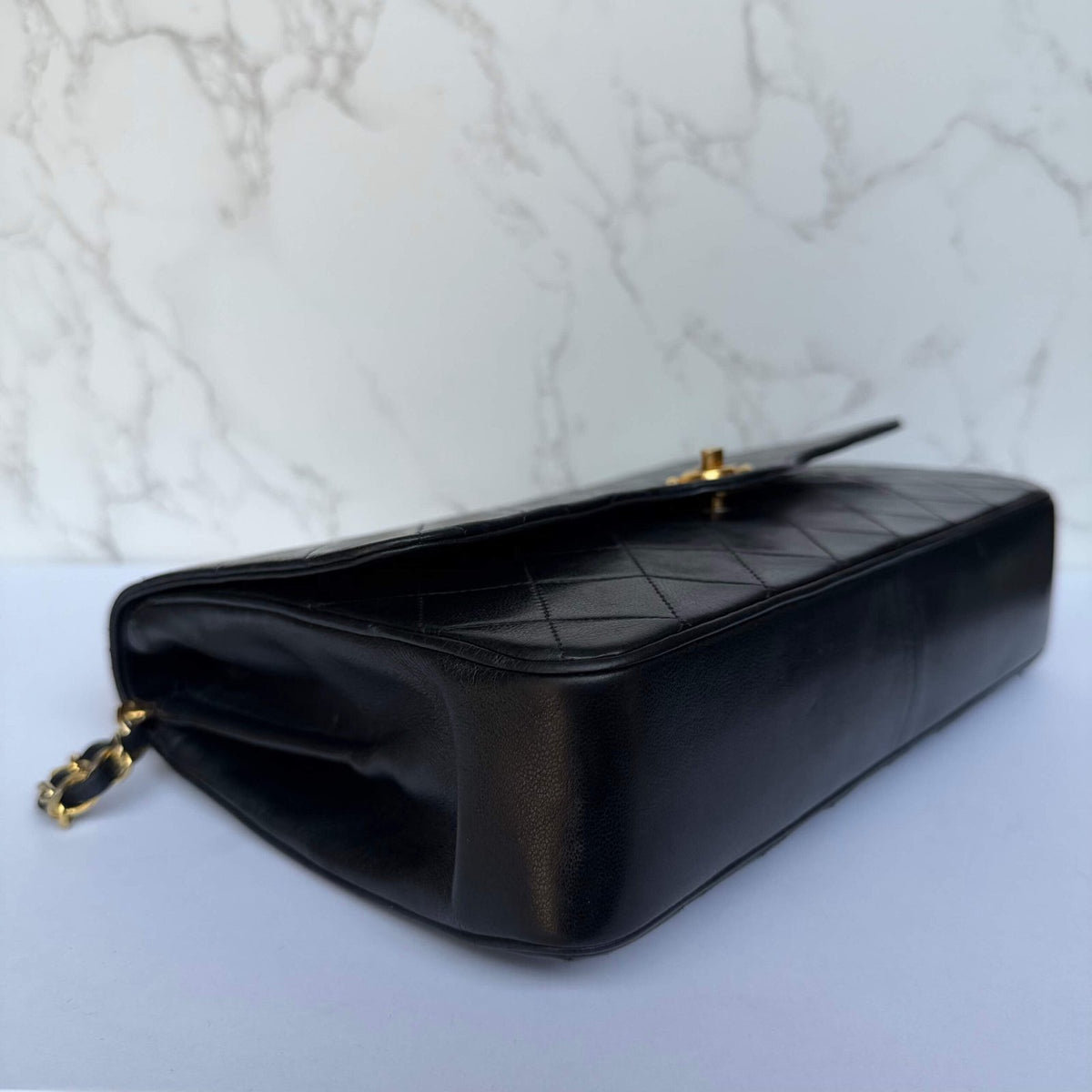 Chanel vintage matelassé flap bag 80s