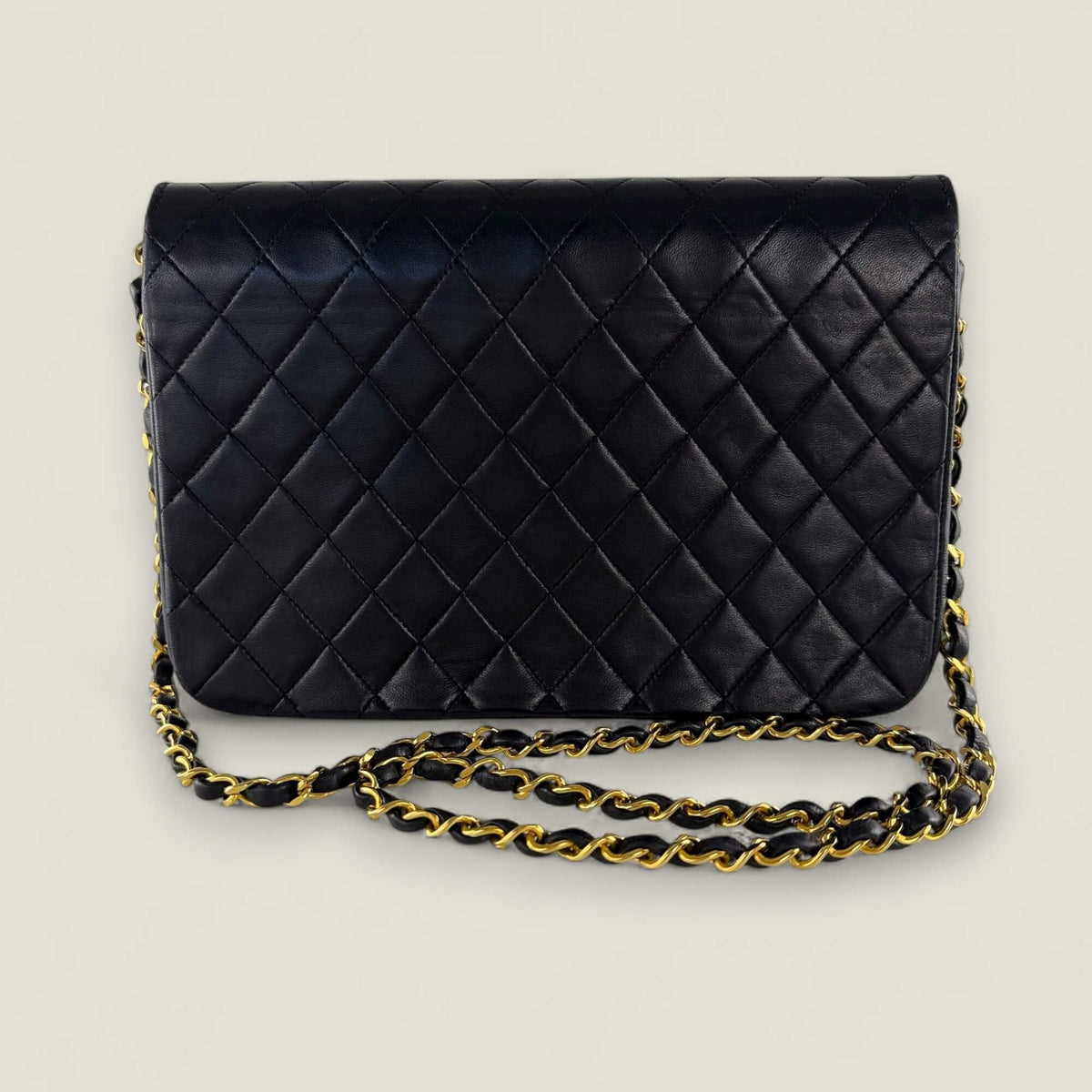 Chanel vintage matelasse single flap pre-owned