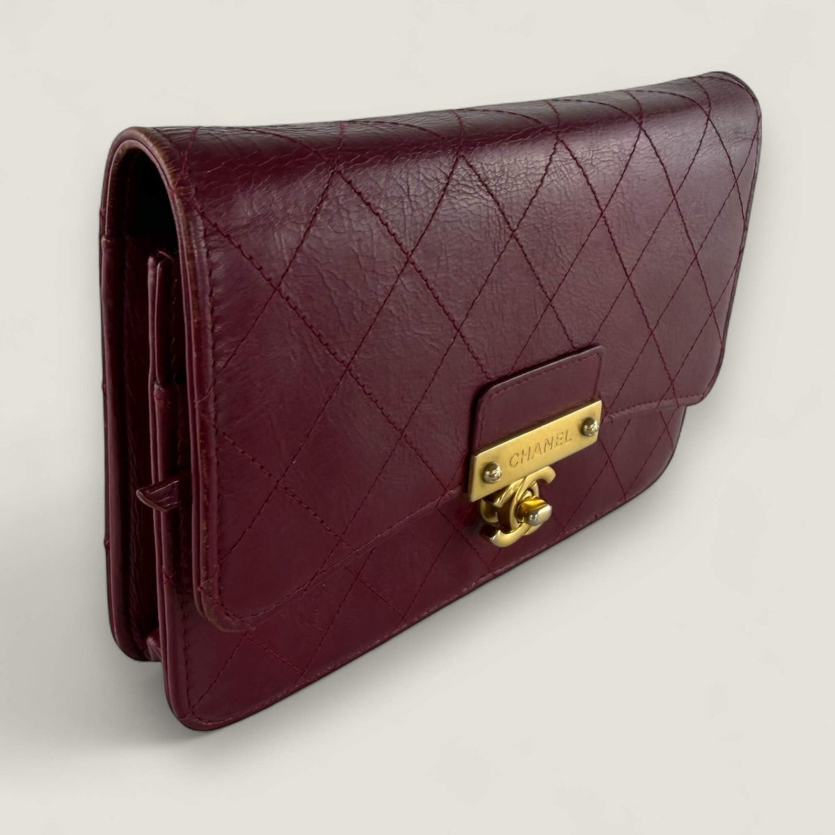 Chanel wallet on chain goatskin