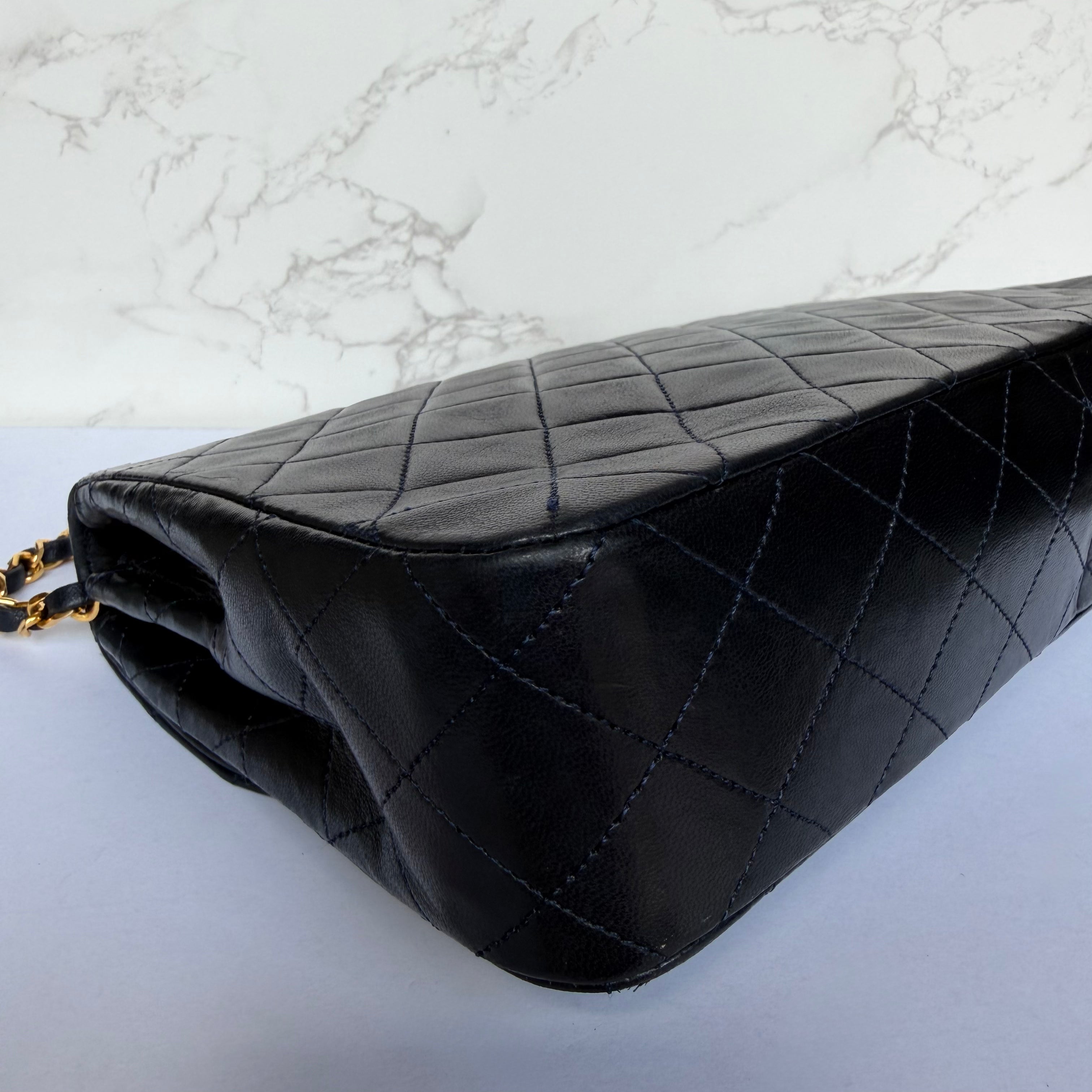 Chanel vintage matelasse lamsleer single flap groot