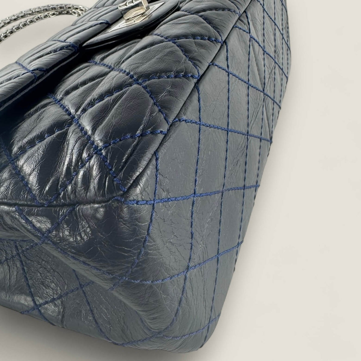 Corners authentic Chanel bag pre-owned