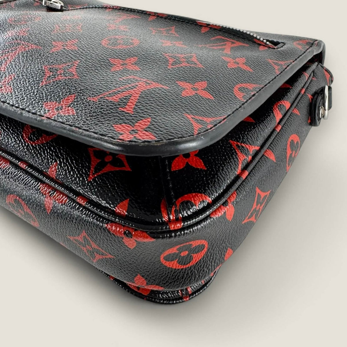 Corners pre-owned Louis Vuitton bag