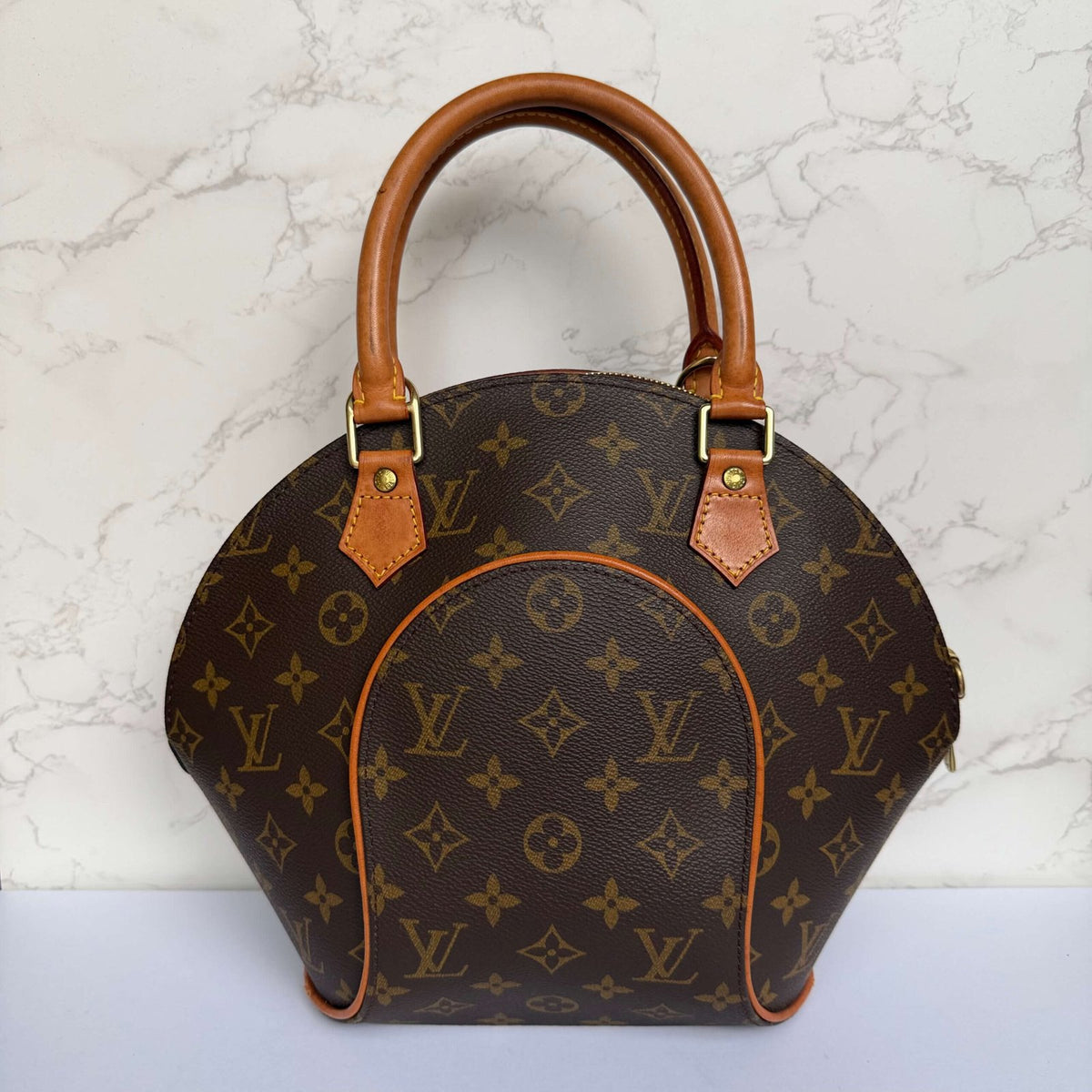 Louis Vuitton Ellipse PM klein model