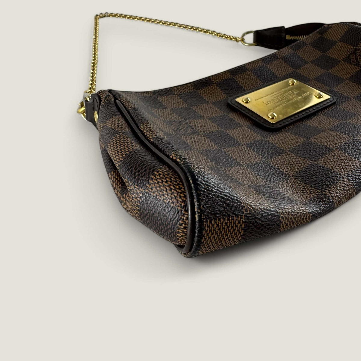 Louis Vuitton Eva corners
