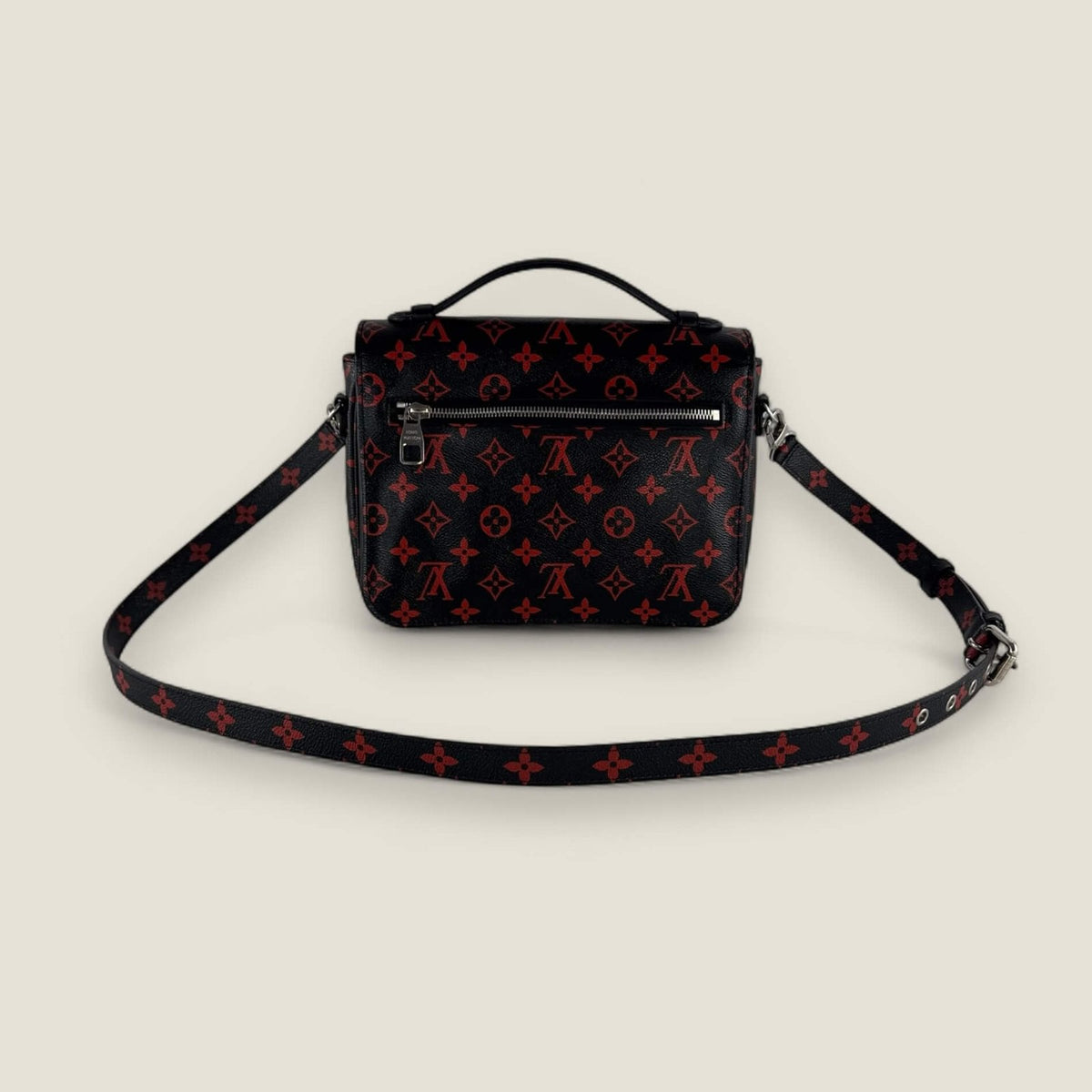 Louis Vuitton Infrarouge crossbody