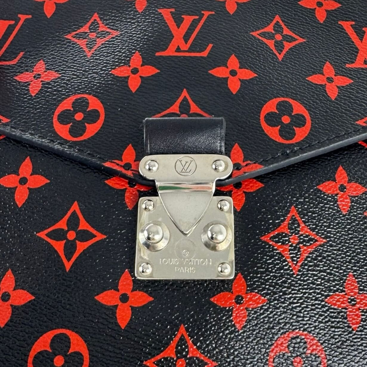 Louis Vuitton closure silver hardware authentic bag