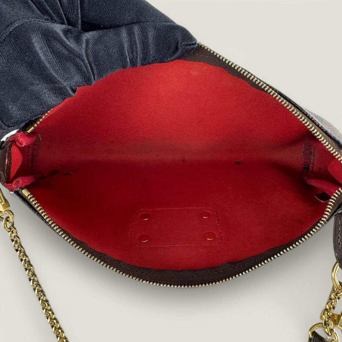 Louis Vuitton pre-owned shoulder bag checked