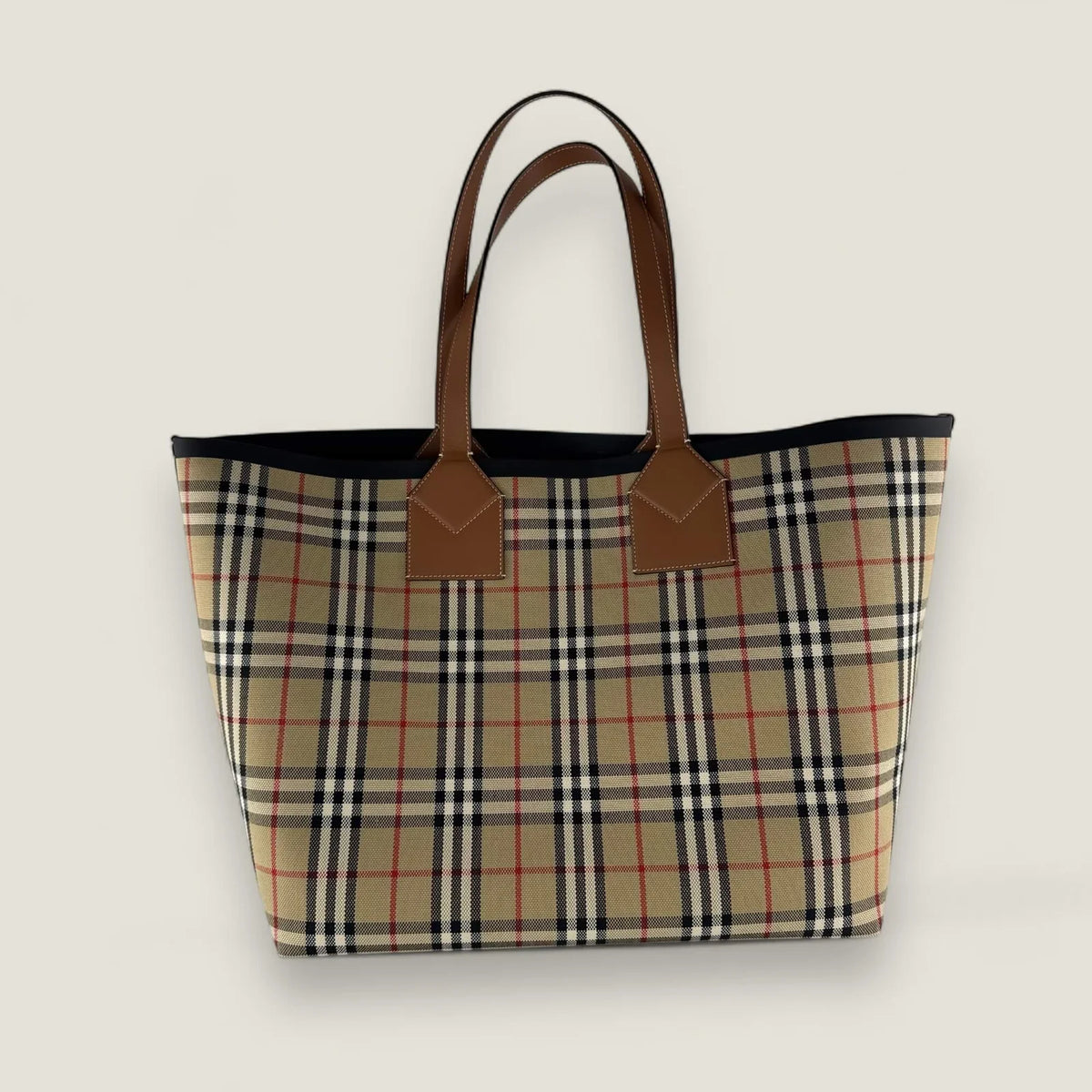 Original Burberry bag pre-owned