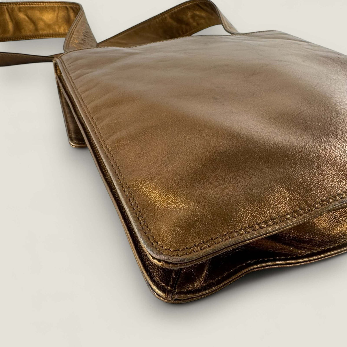 Original Chanel shoulder bag metallic bronze