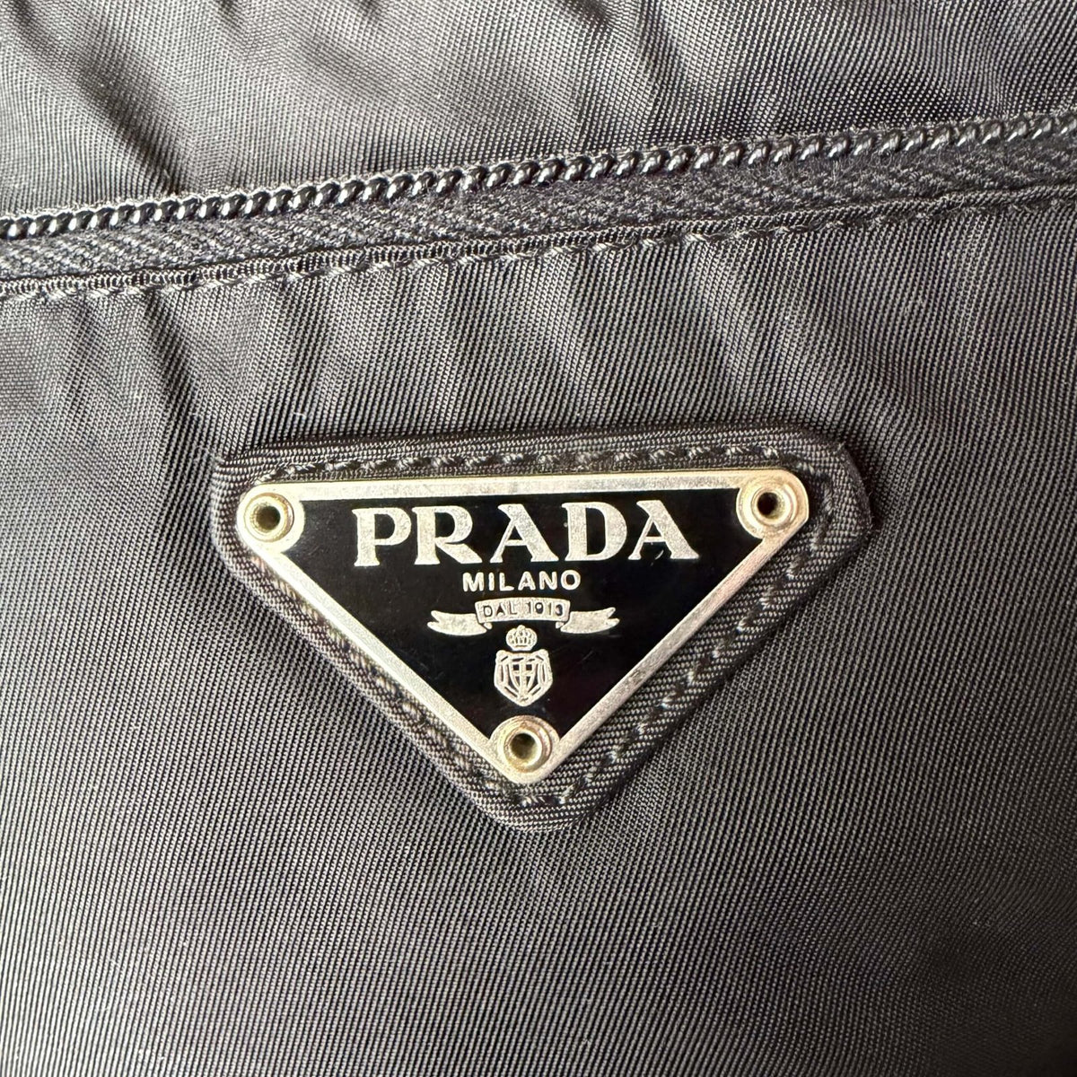 Prada logo zwarte nylon tas tweedehands