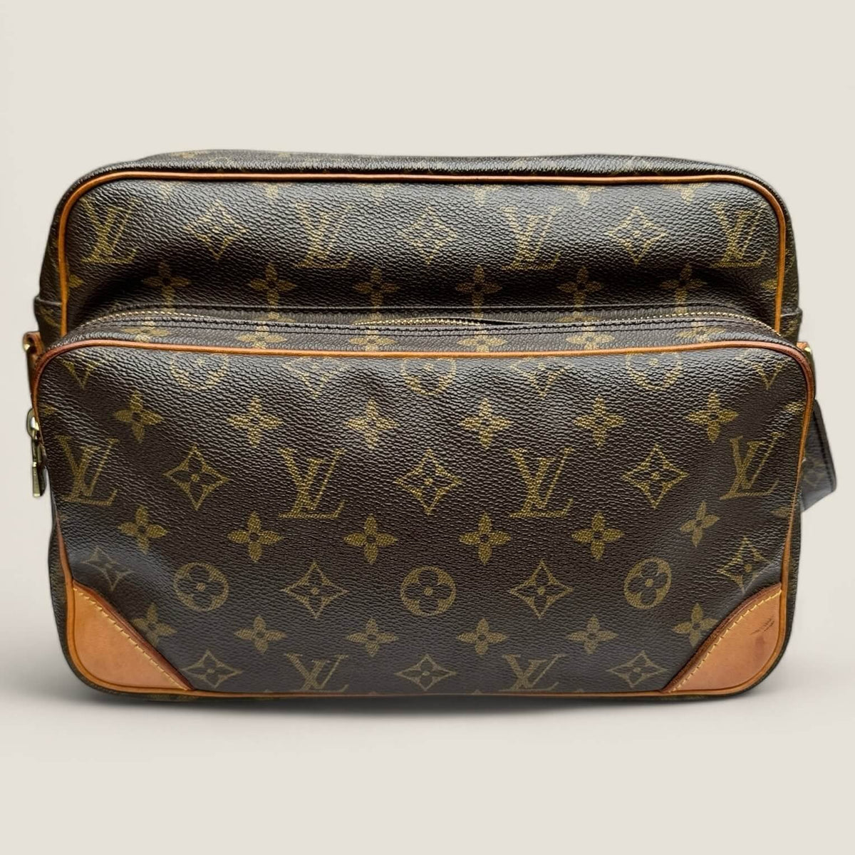Pre-owned Louis Vuitton Nile shoulder bag