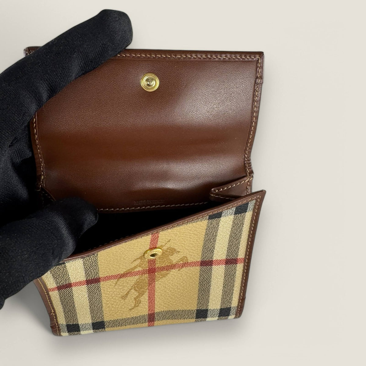 Tweedehands Burberry portemonnee geruite print haymarket