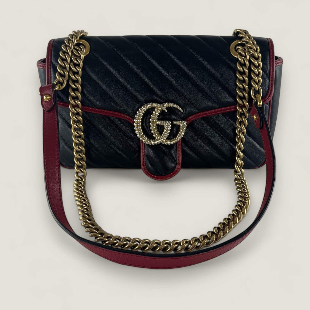 Pre-owned Gucci GG Marmont black with red