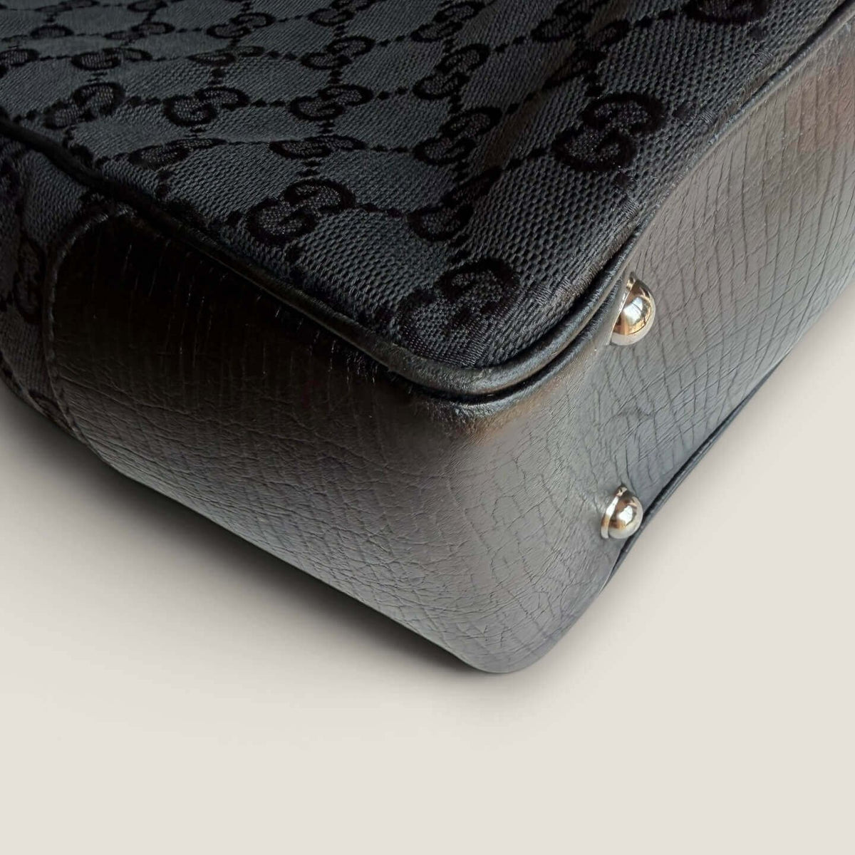 Vintage Gucci handtas gebruikerssporen