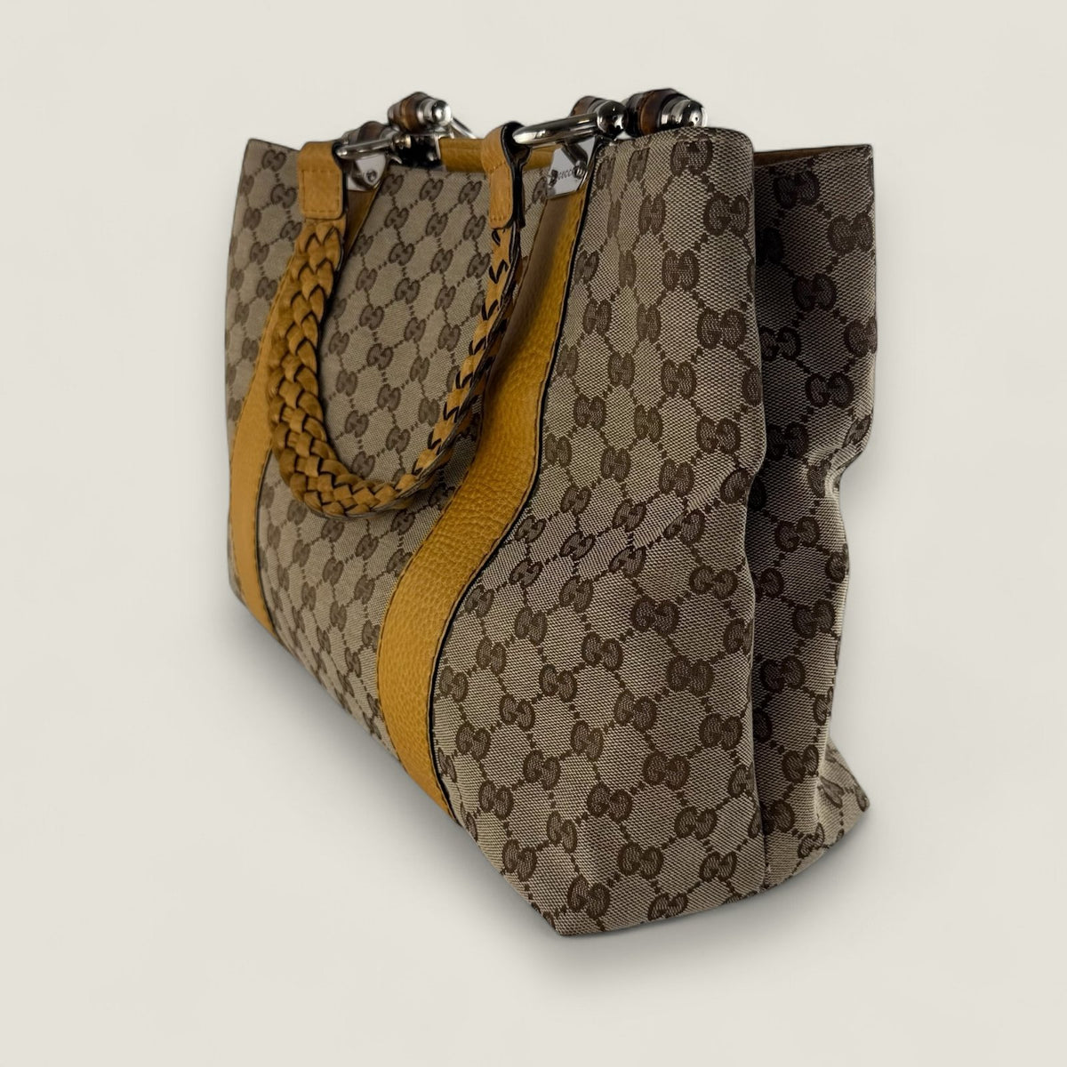 ZIjaanzicht authentieke Gucci handtas