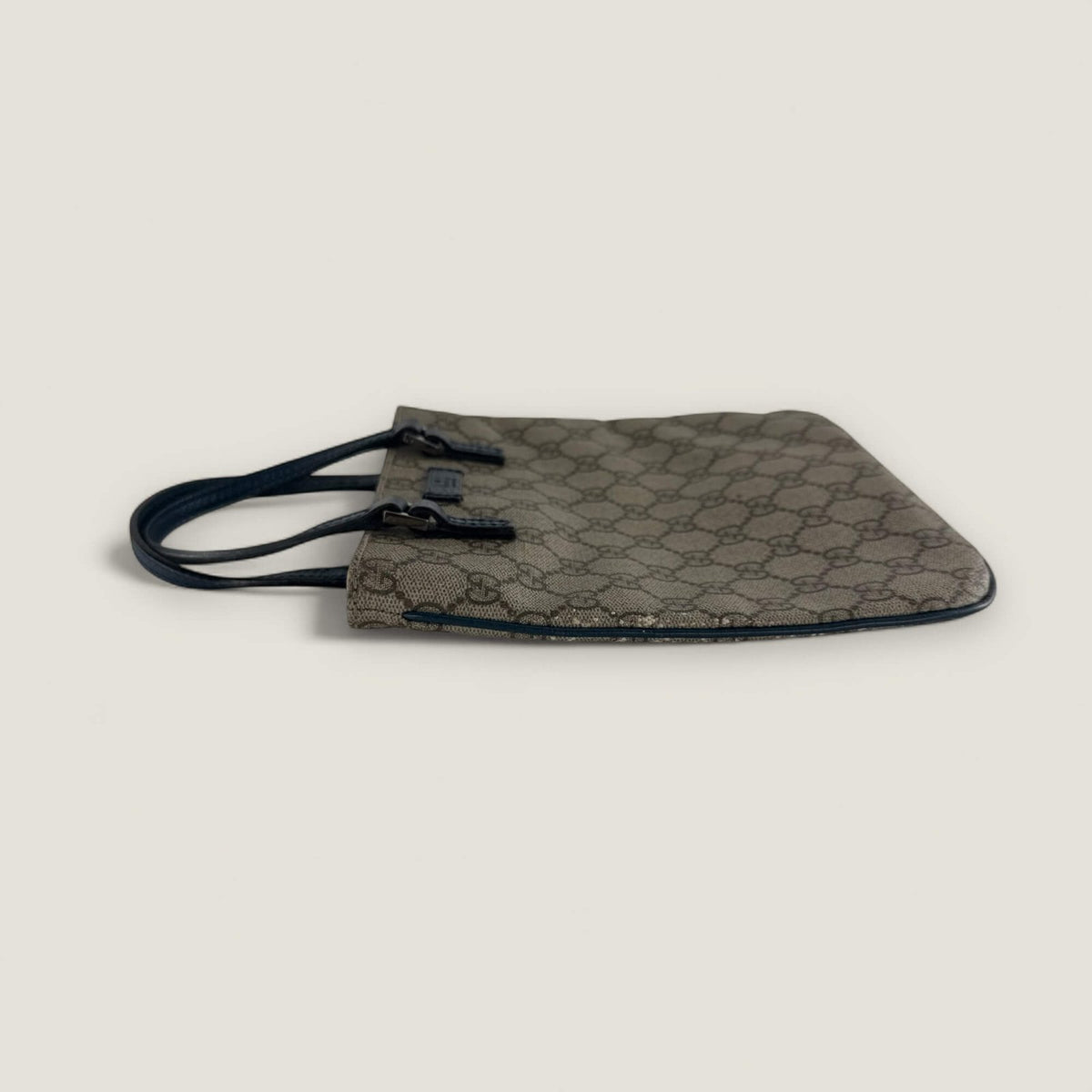Zijkant authentieke mini Gucci tote